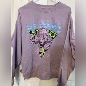 Women’s purple Def Leopard sweater